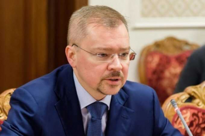 Теневая империя Артема Чайки: как МКПП стал прикрытием для личной роскоши, друзей на постах и коррупционных схем