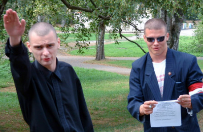 Новый соруководитель газеты Diena призывает включить Центр согласия в правительство и прогнать неонацистов «Всё для Латвии»